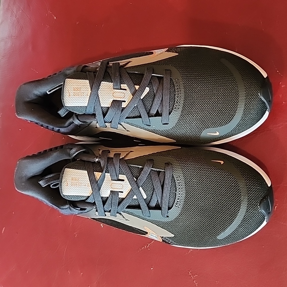 Nike: Women's Quest 5 Road Running Shoe, Black/Gray/Orange/White, 6.5